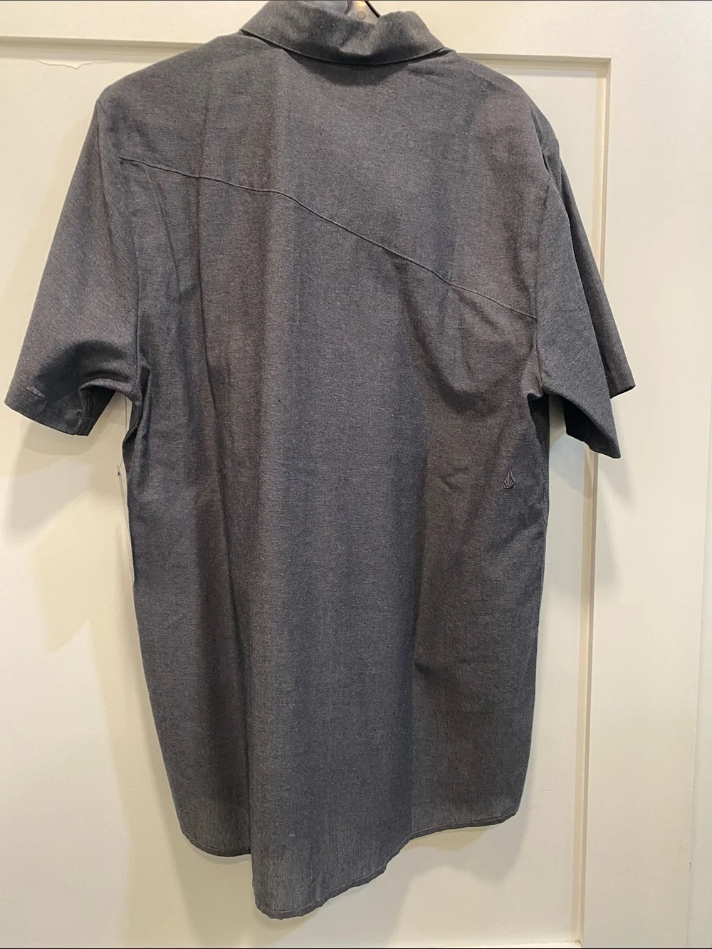 Volcom Modern Fit grey button down -M